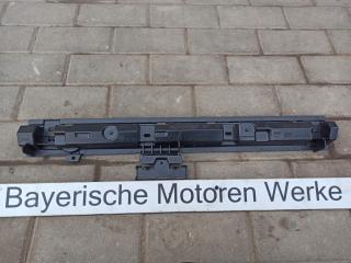 Кронштейн крепления порога BMW i4 G26 2022, электро, АКПП, 8737091