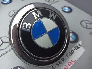 эмблема BMW 1 серия F20/F21 [2-й рестайлинг] 2017, 7248535