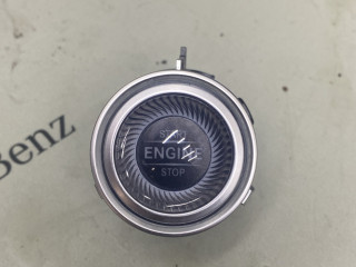 кнопка запуска двигателя Mercedes-Benz C-Класс W205 [рестайлинг] 2020, 2.0 л., M264.920, бензин, кабриолет, задний привод, A2139055500