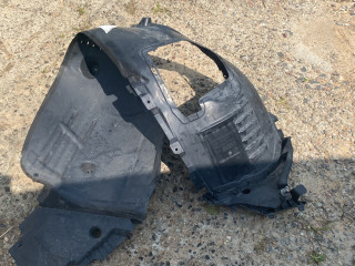 защита арок передняя правая (подкрылок) Mercedes-Benz C-Класс W205 [рестайлинг] 2020, 2.0 л., M264.920, бензин, кабриолет, задний привод, A2056903201