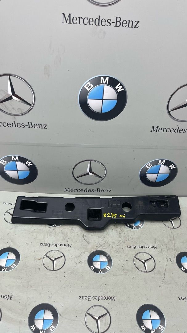 Кронштейн крепления порога BMW 6 GT G32 2019, 3.0 л., B58B30, бензин, 51717387359, 7387359 - фото №1