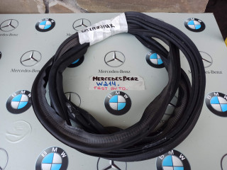 уплотнитель Mercedes-Benz E-Класс W214 2025, 2.0 л., дизель