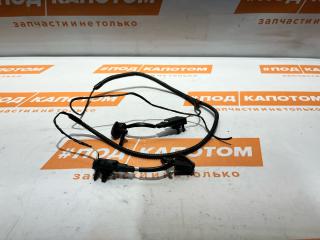 форсунка омывателя лобового стекла Ford Focus 3 поколение 2011, 2.0 л., MGDA, бензин, АКПП, хетчбэк 5 дв., передний привод, BM5117666
