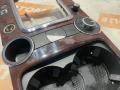 консоль салона Volkswagen Touareg 1 поколение 2006, 3.2 л., BMV, бензин, АКПП, z4 / c9z, внедорожник 5 дв. - фото №13