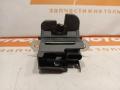 замок багажника Volkswagen Tiguan 1 поколение 2009, 2.0 л., CAWB, бензин, АКПП, 2t / c9x, полный привод, 5M0827505B - фото №2
