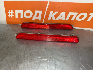 отражатель Mazda CX-7 1 поколение (2006 - 2009)