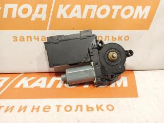 стеклоподъемник передний правый Volkswagen Touareg 1 поколение 2005, 4.2 л., AXQ, бензин, АКПП, z4 / c9z, внедорожник 5 дв., полный привод, 3D2959793A