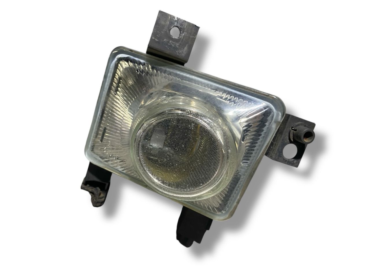 фара противотуманная правая Opel Vectra C 2005, 1.9 л., Z 19 DT, дизель, 6МКПП, lichtsilber / 163, хетчбэк 5 дв., передний привод, правый руль, 13123959 - фото №1