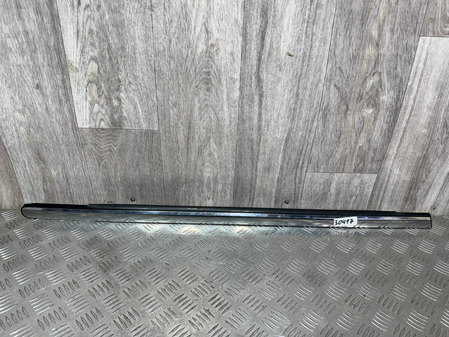 Молдинг двери задней правой Chrysler 300C 2010. Купить бу Array Array OEM №62084