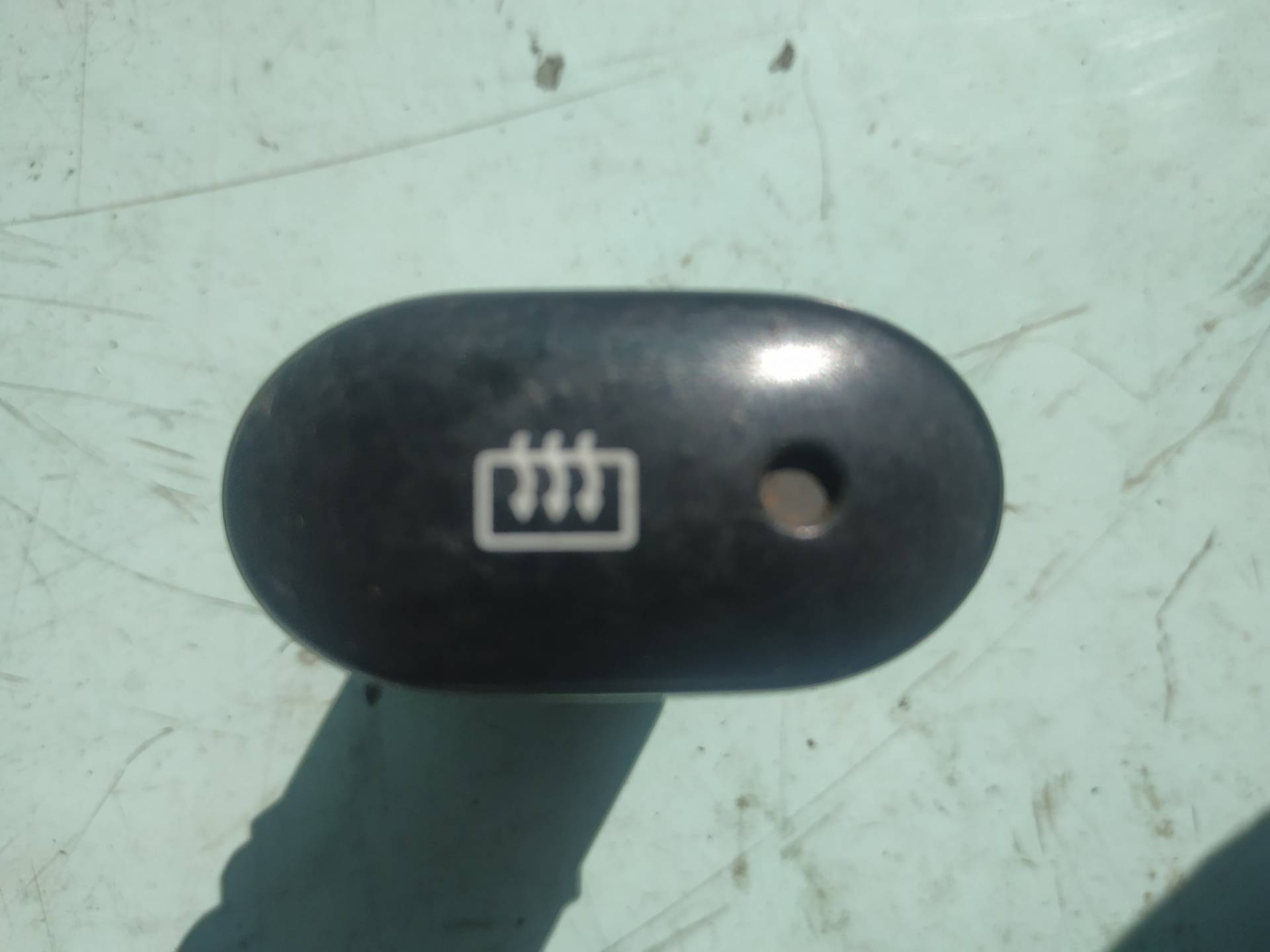 Кнопка ручного тормоза (ручника) к Daewoo Nexia 96168693, 1999, купить | DT-44682. Фото #1