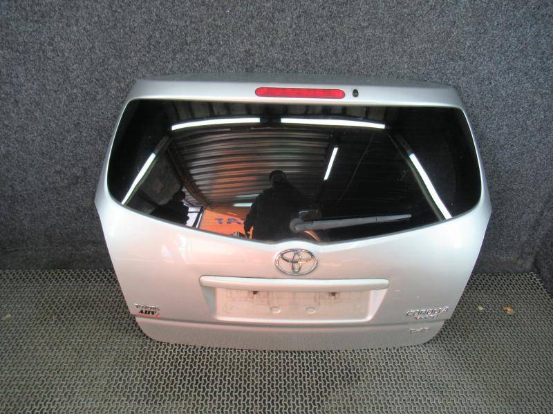 Крышка (дверь) багажника Toyota Corolla Verso купить в России