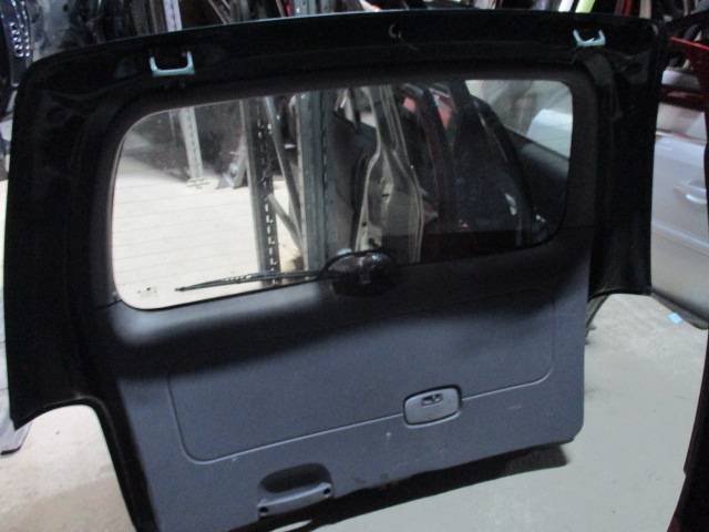 Крышка (дверь) багажника Kia Carnival (Sedona) 2 купить в России