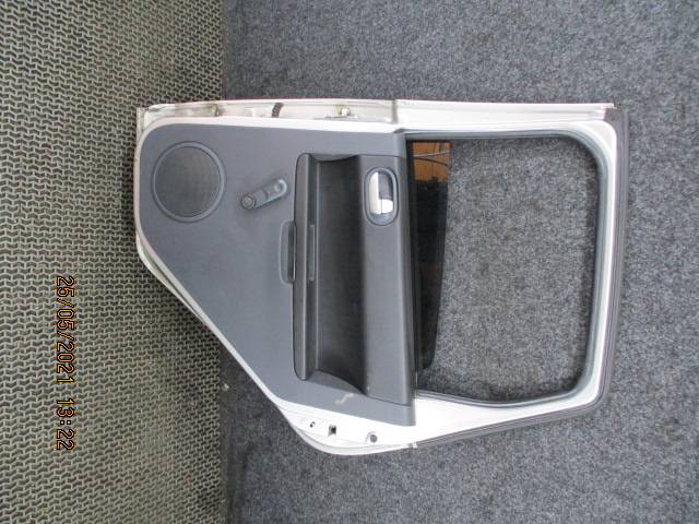 Дверь задняя правая Mitsubishi Colt 6 купить в России