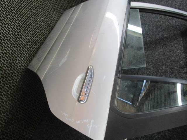 Дверь задняя левая Nissan Primera P11 купить в Беларуси