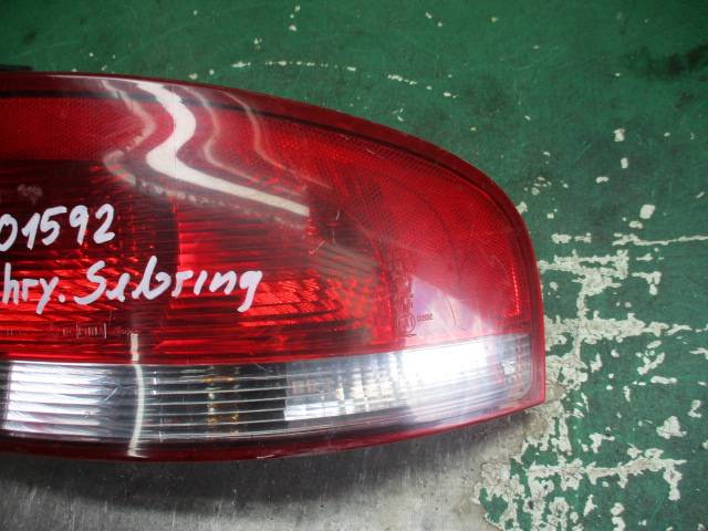 Фонарь задний правый Chrysler Sebring 2 (JR/ST) купить в России