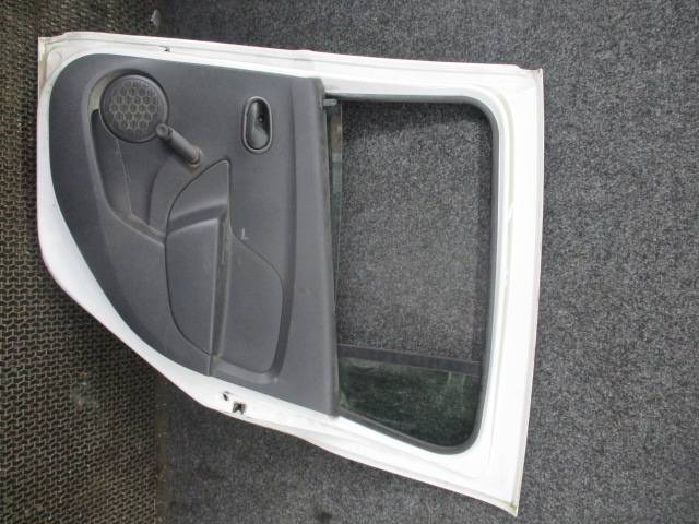 Дверь задняя правая Dacia Sandero 2 купить в Беларуси