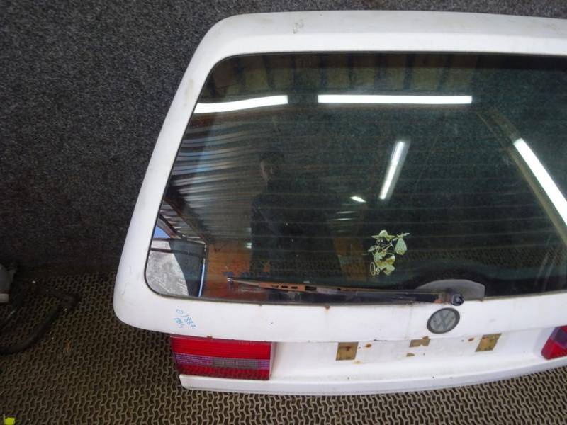 Крышка (дверь) багажника Volkswagen Passat 4 купить в России