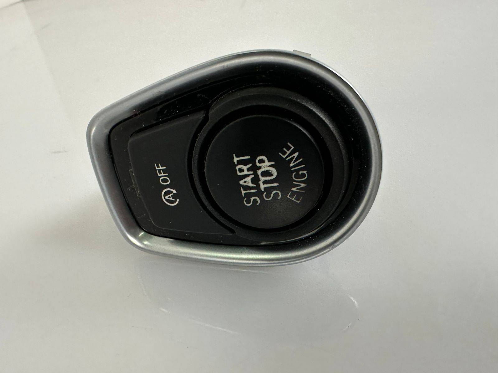 Кнопка старт-стоп (запуска двигателя) BMW 4-Series (F32/F33/F36) купить в России