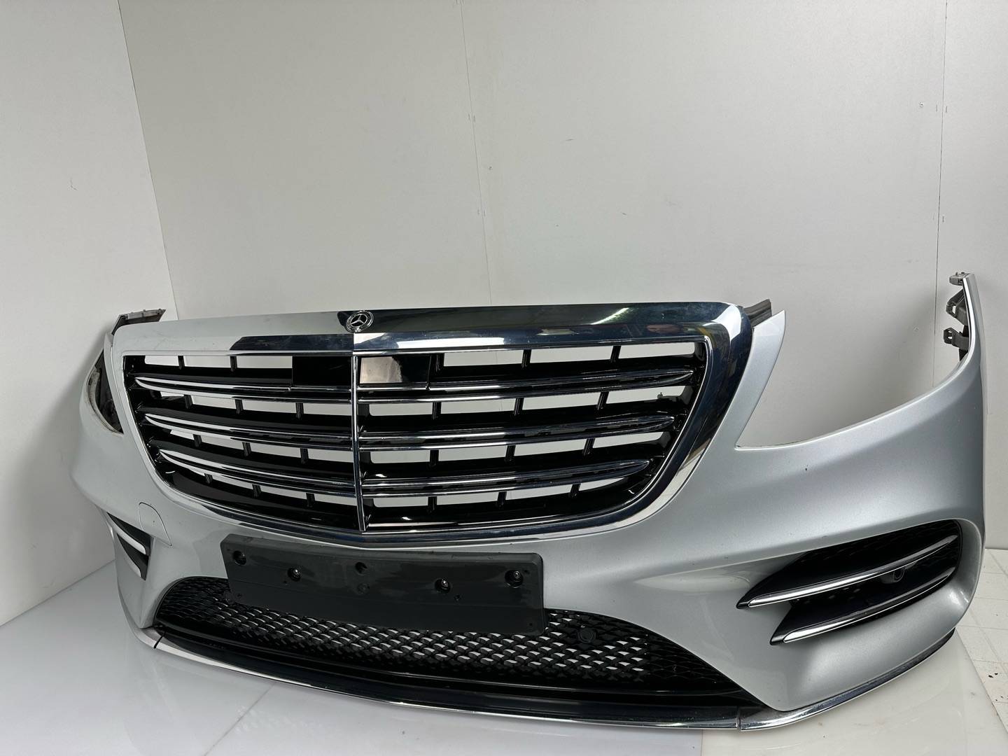 Бампер передний Mercedes S-Class (W222/C217) купить в России