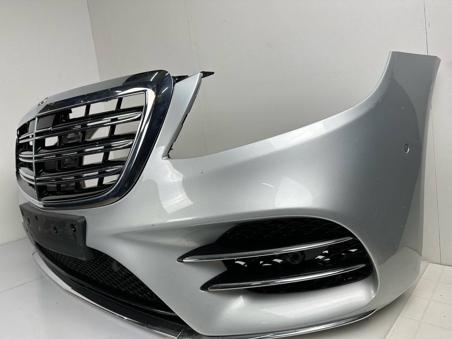 Бампер передний Mercedes S-Class (W222/C217) купить в Беларуси