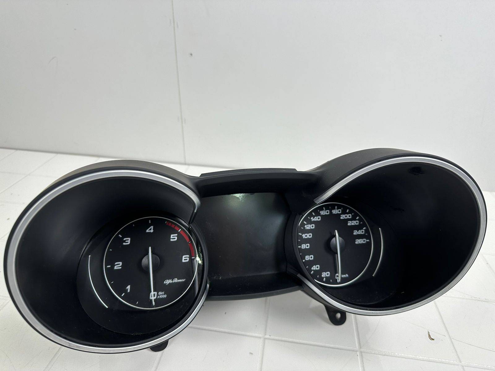 Панель приборная (щиток приборов) Alfa Romeo Stelvio (949) купить в России