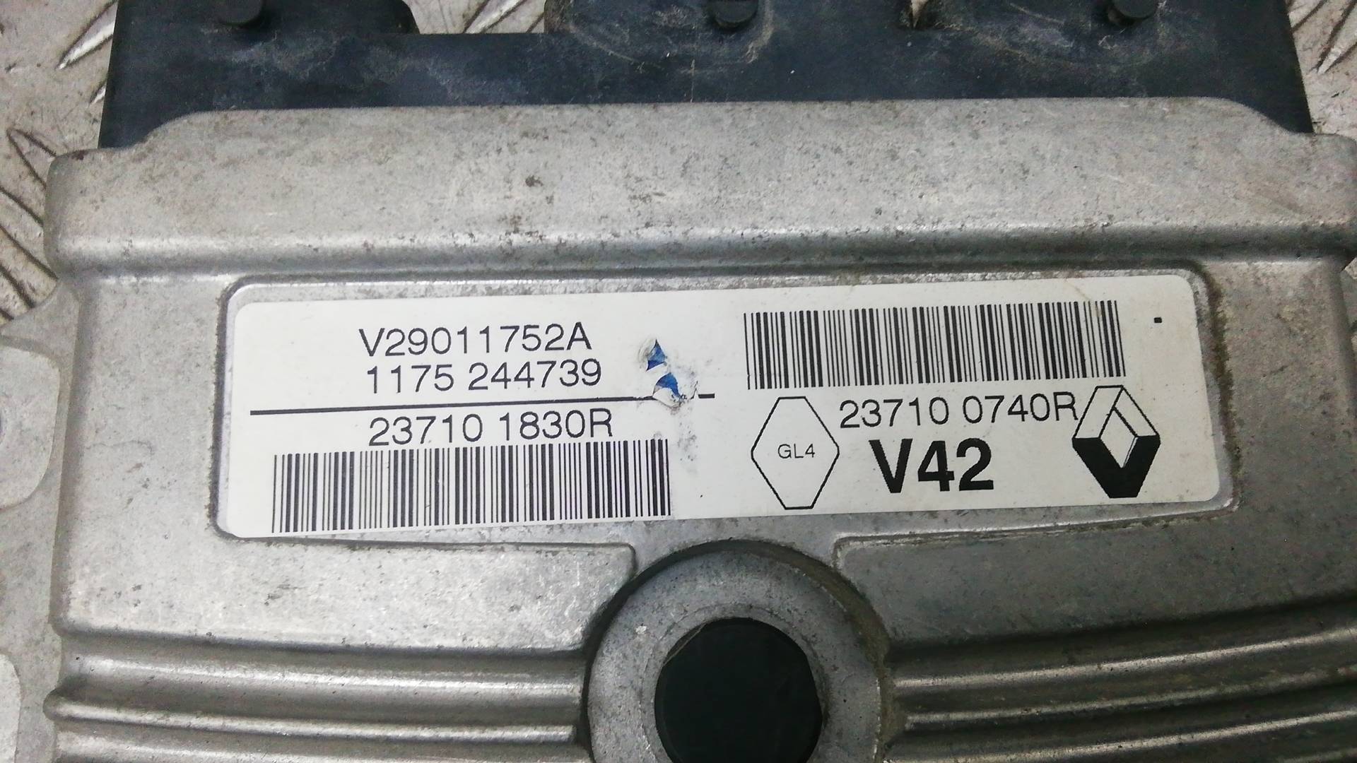 Блок управления двигателем Dacia Duster купить в России