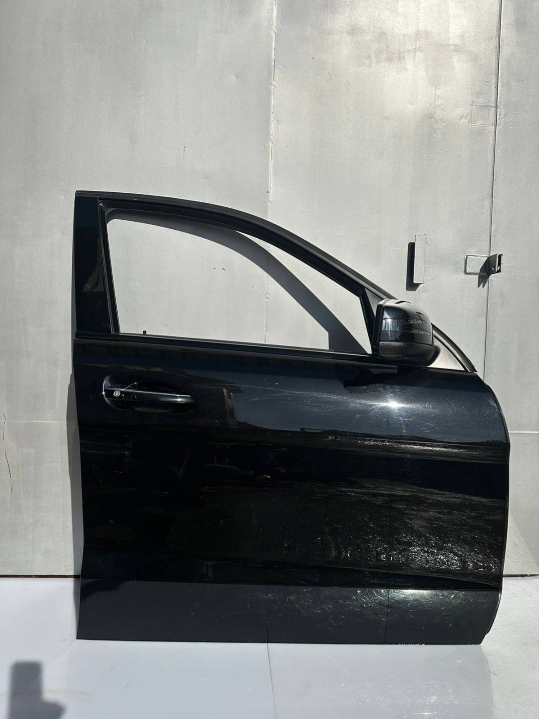 Дверь передняя правая Mercedes GLE-Class (W166) купить в России