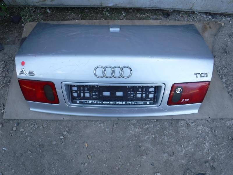 Крышка (дверь) багажника Audi A8 D2 купить в России