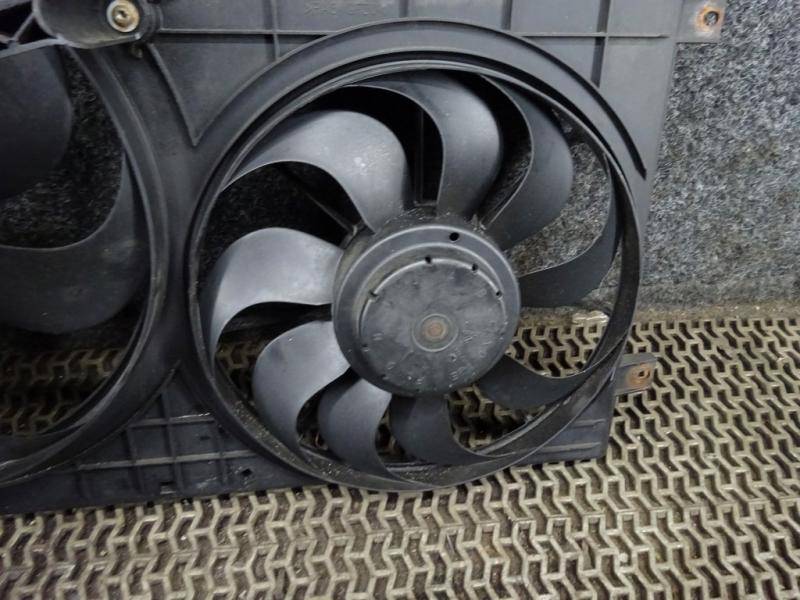Вентилятор радиатора основного Volkswagen Golf 4 купить в России