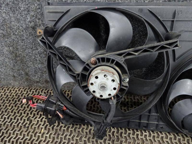 Вентилятор радиатора основного Volkswagen Golf 4 купить в России
