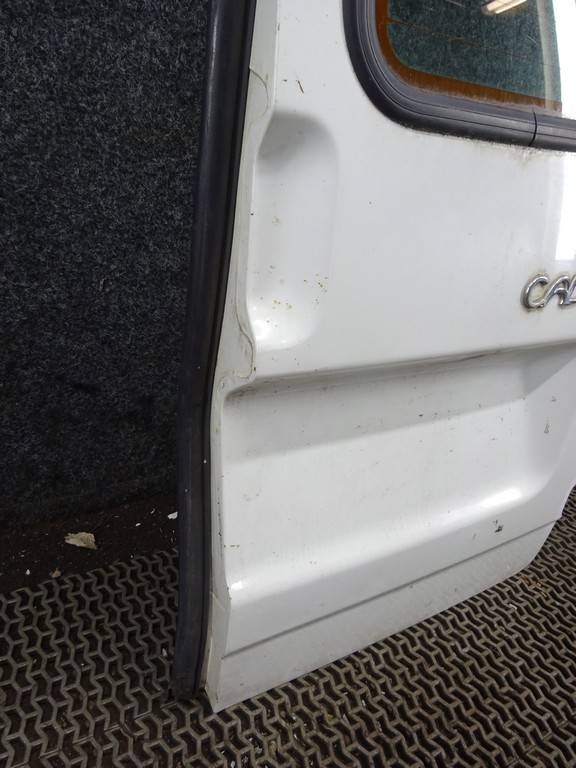 Дверь распашная задняя правая Volkswagen Caddy 2 купить в Беларуси