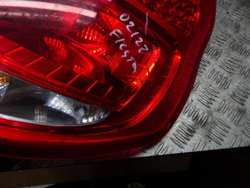 Фонарь задний правый Ford Fiesta 6 купить в Беларуси