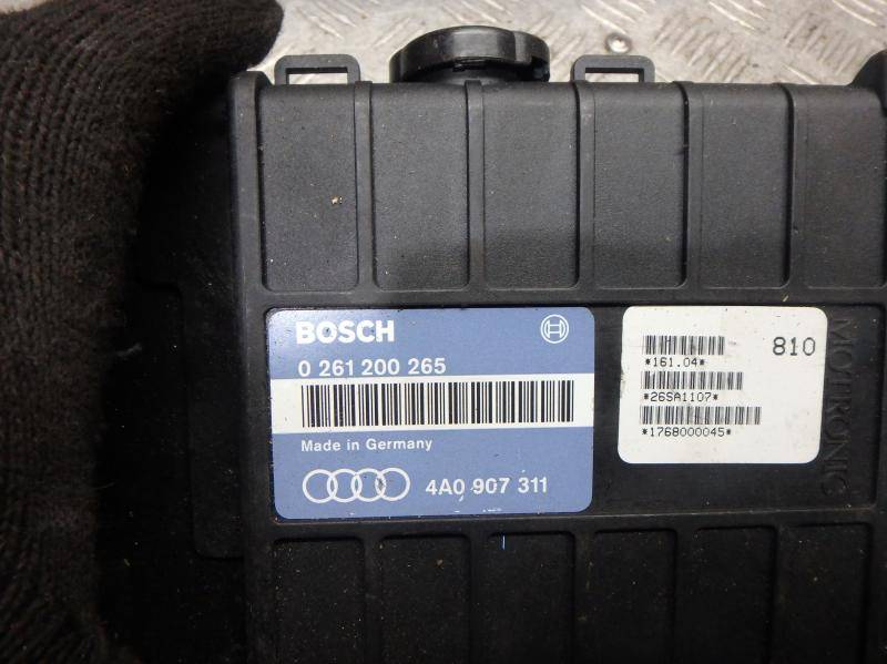 Блок управления двигателем Audi 100 C4 купить в России