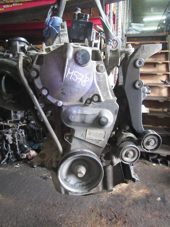 Двигатель (ДВС) Dacia Sandero 1 купить в Беларуси