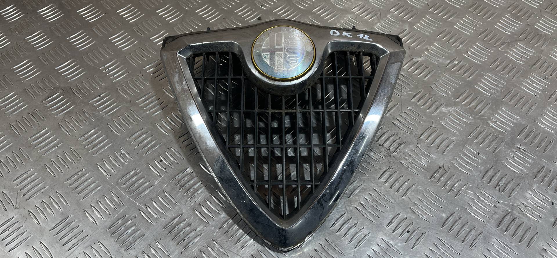 Решетка радиатора Alfa Romeo 156 (932) купить в России