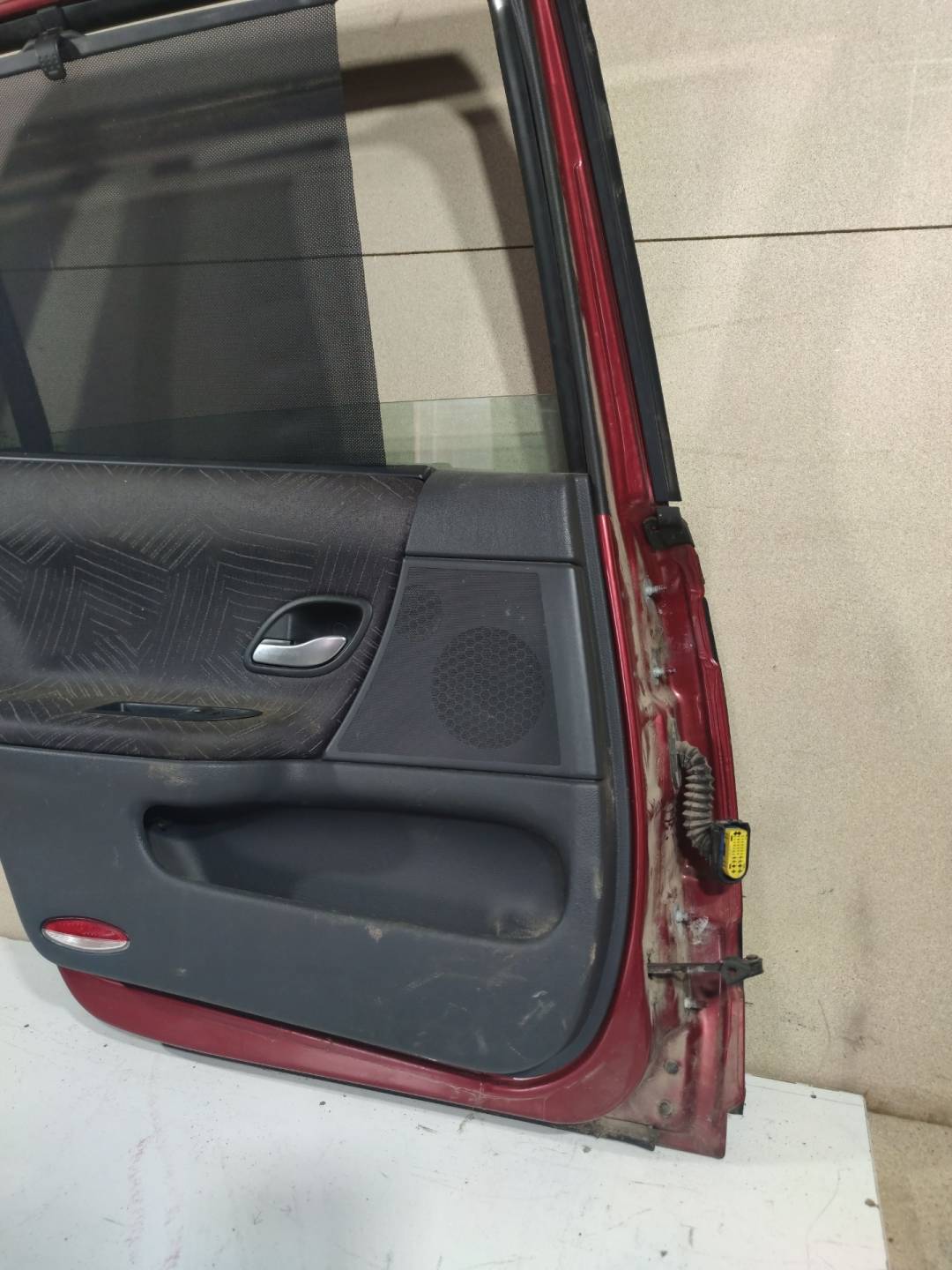 Дверь задняя левая Renault Laguna 2 купить в России