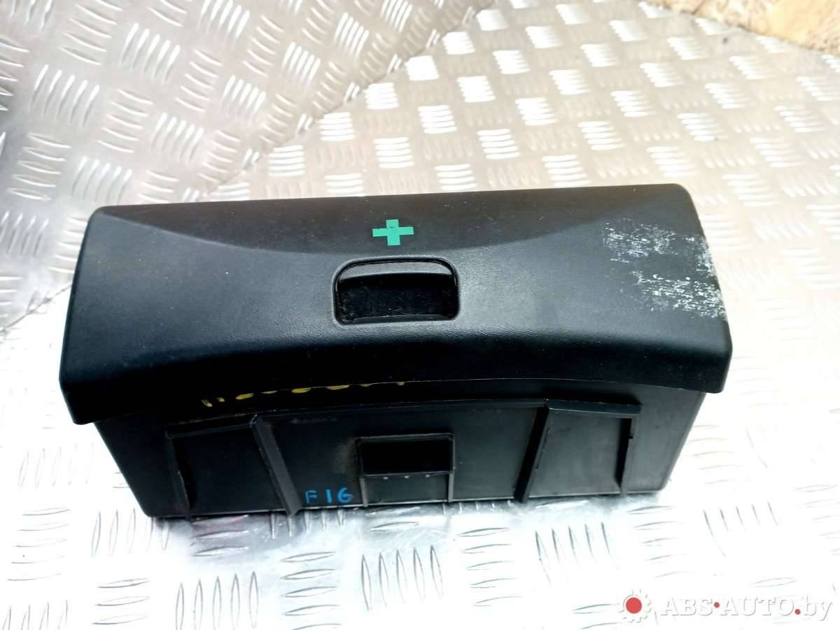 Аптечка BMW 3-Series (E90/E91/E92/E93) купить в Беларуси