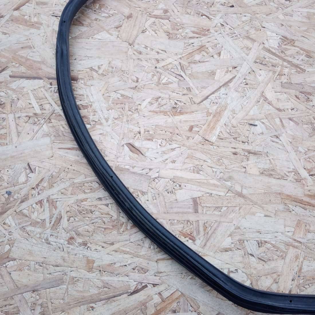 Уплотнитель Citroen Berlingo 1 купить в Беларуси