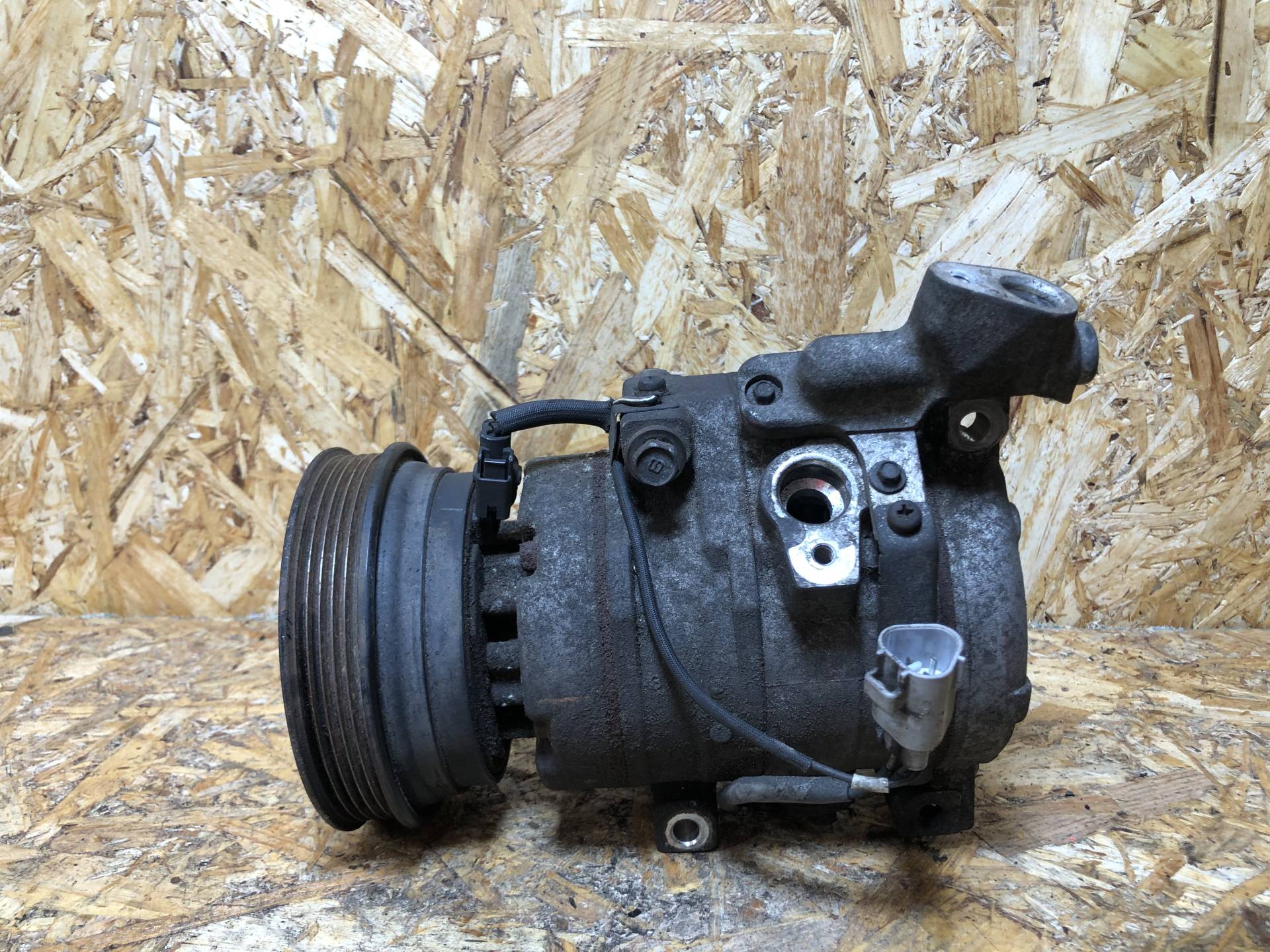 240943 Компрессор кондиционера Toyota RAV4 2 (XA20) 2002