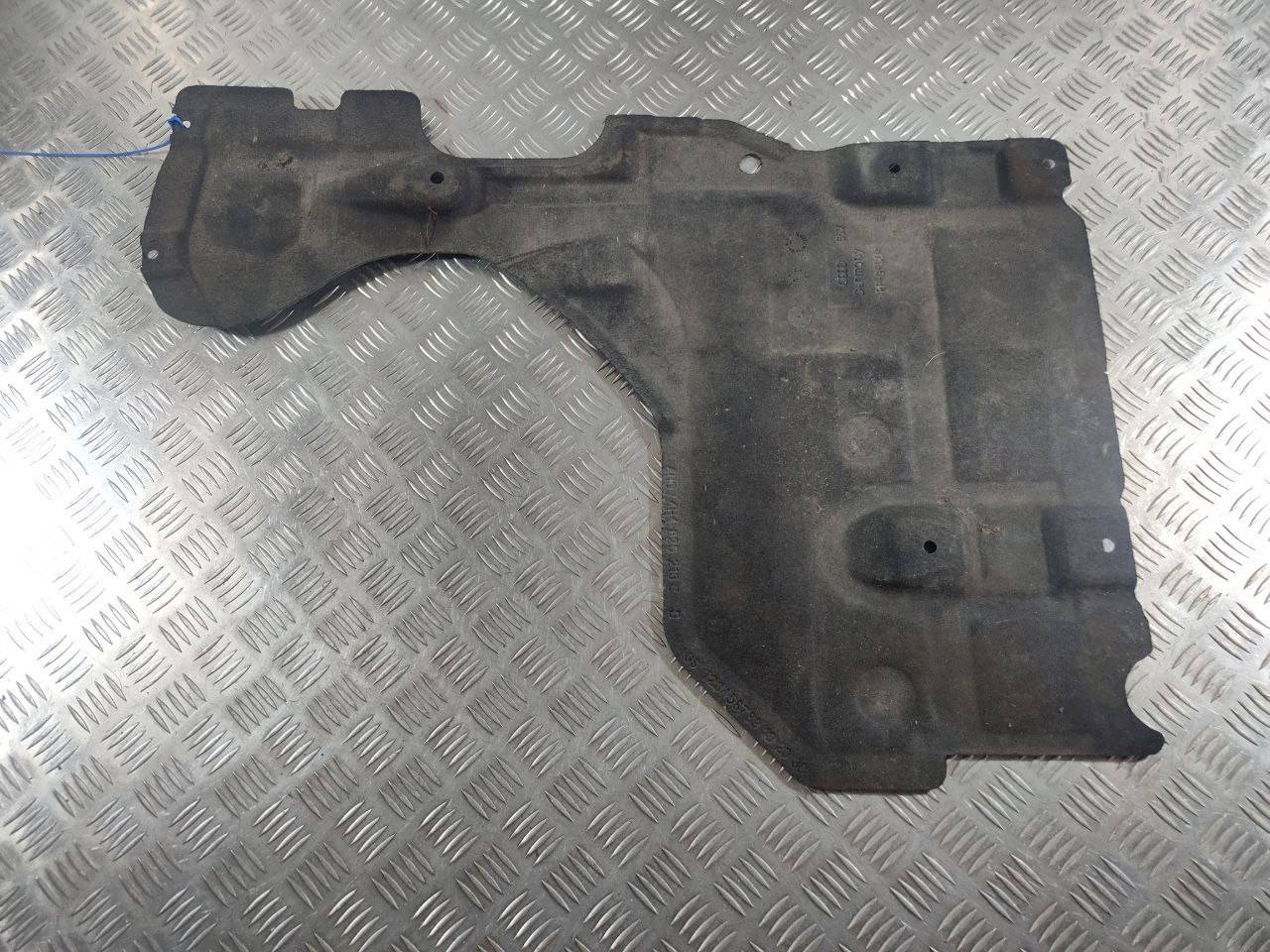 Защита днища Audi A8 D4/4H 2012 OEM 4H04H4825213C, 4H0825213C, 4H4825213C