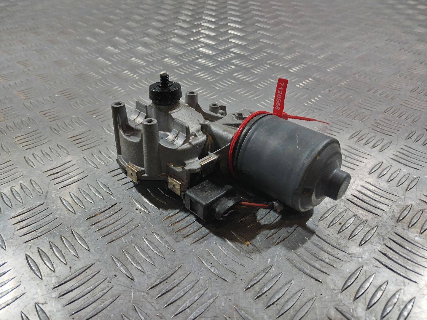 Моторчик передних стеклоочистителей (дворников) Audi A8 D4/4H 2012 OEM 4H1955119C