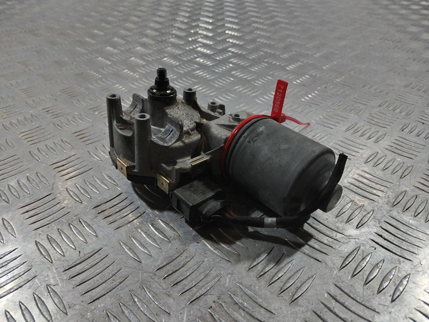 Моторчик передних стеклоочистителей (дворников) Audi A8 D4/4H 2012 OEM 4H1955119C