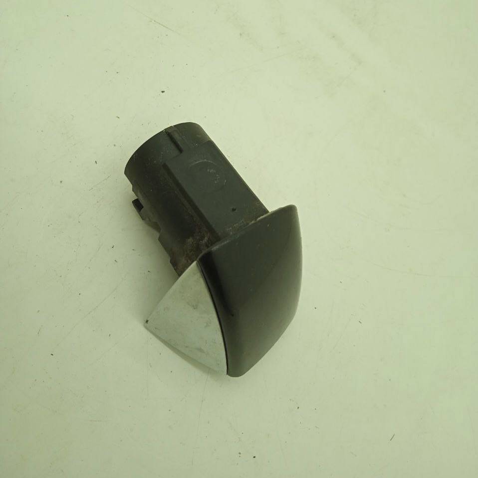 ручка наружная двери левой Audi S8 D4 2011 OEM 4H0837167