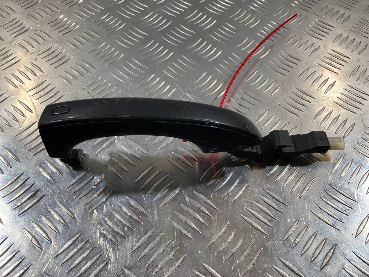 ручка наружная двери левой Audi A7 4G 2012 OEM 4H0837205B