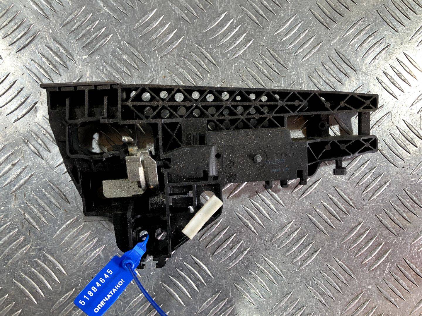 скелет ручки наружной передней левой Audi A7 4G 2012 OEM 4H1837885