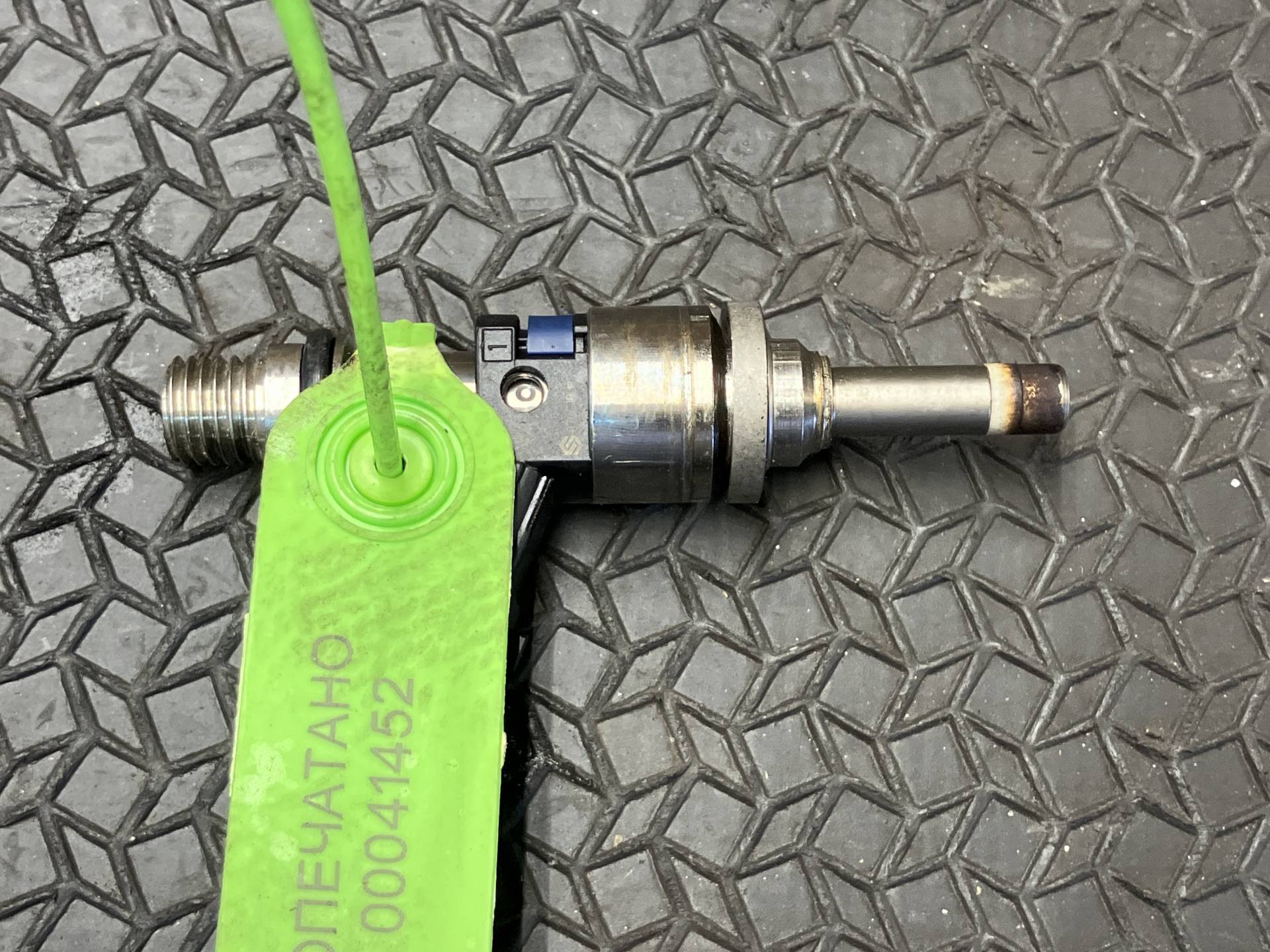 Форсунка Porsche Cayenne 958 2010 OEM 94811012821, 103507512