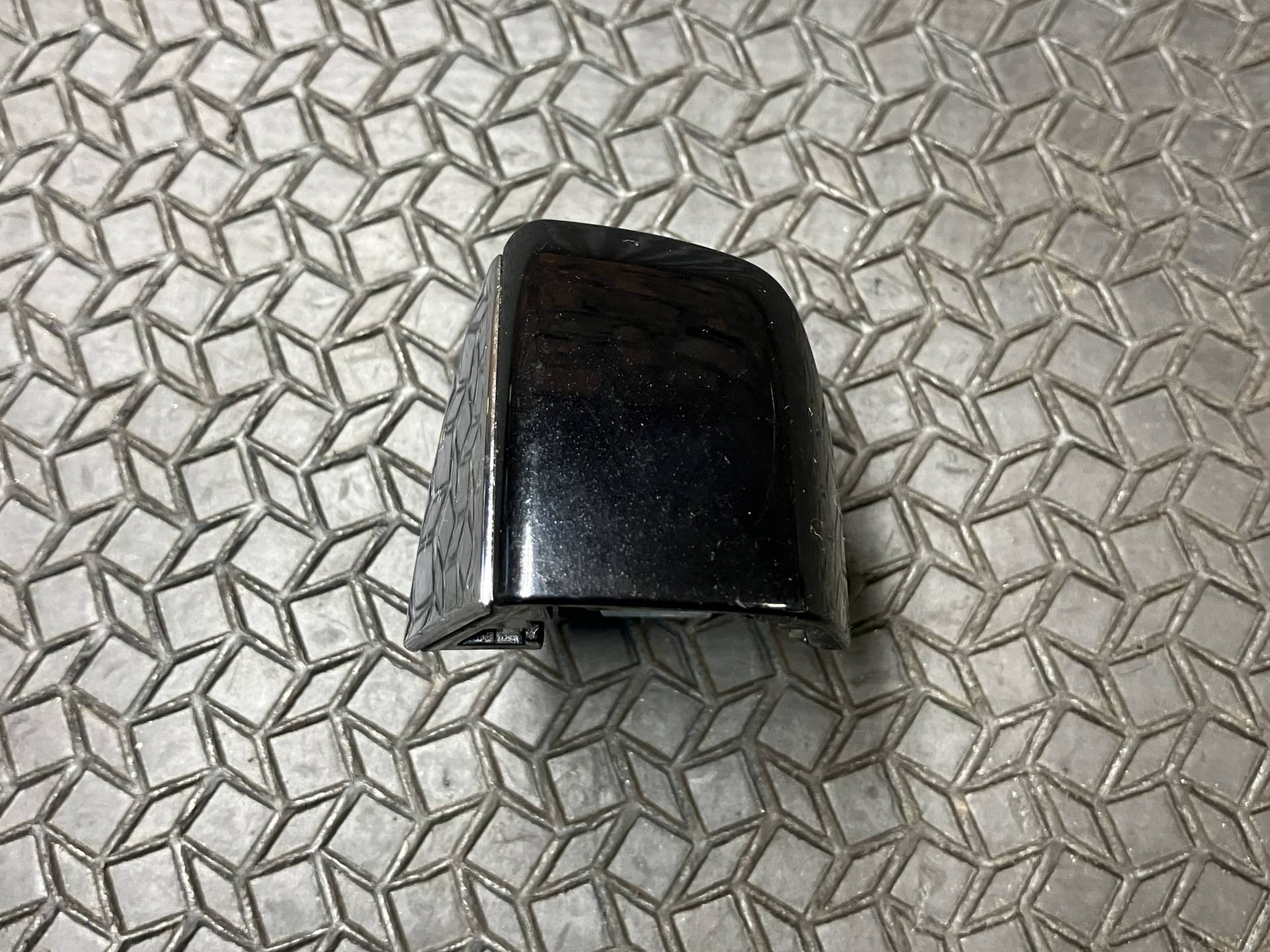 ручка наружная двери Audi RS6 C7 2012 OEM 4H0837167, 4H0837168