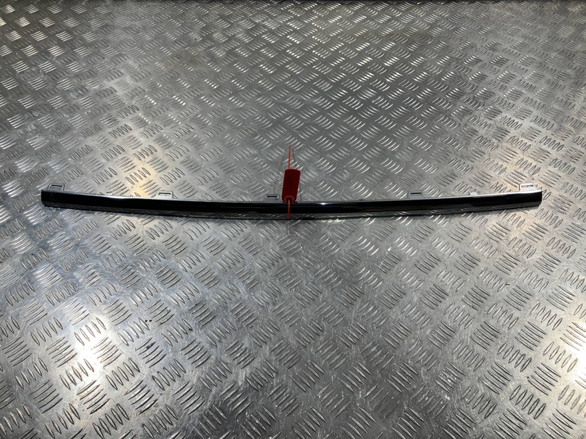 Молдинг бампера заднего Volkswagen Passat CC 2014 OEM 3C8807443A