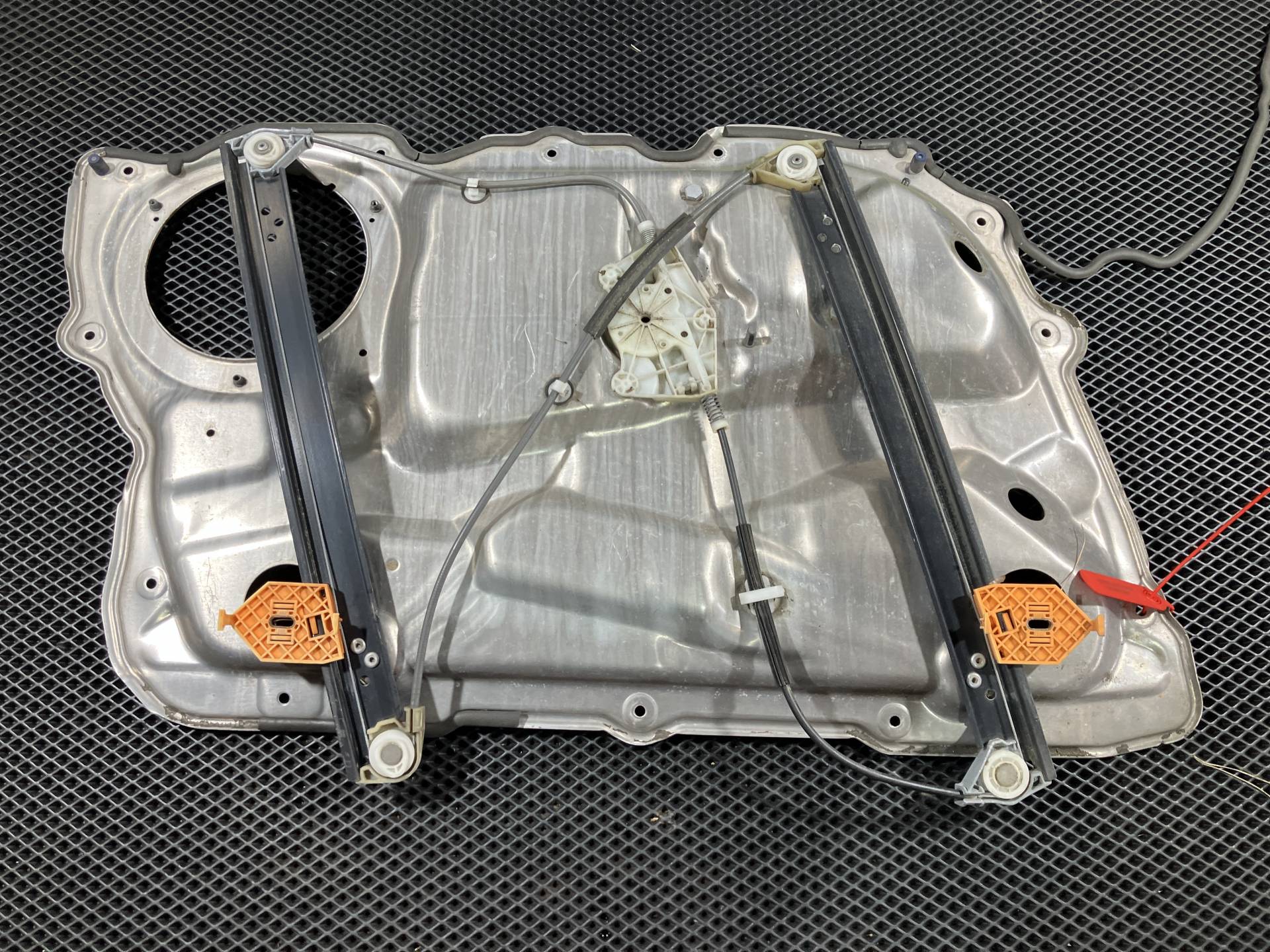 стеклоподъемник передний правый Audi S8 D3 2007 OEM 4E0837850B