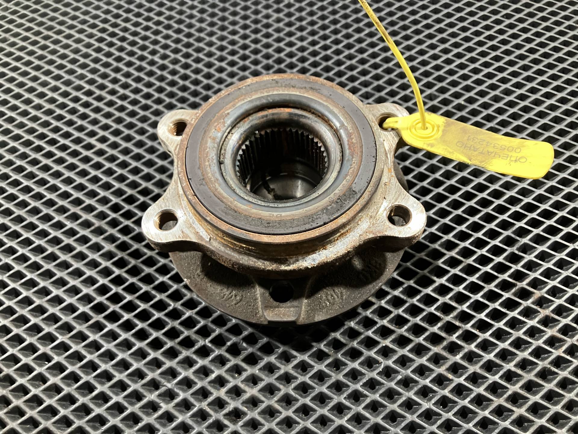 ступица Audi A8 D4/4H 2017 OEM 8K0407615B